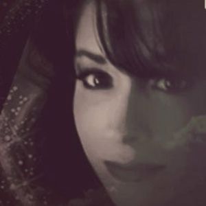 Meet your Posher, Robyn